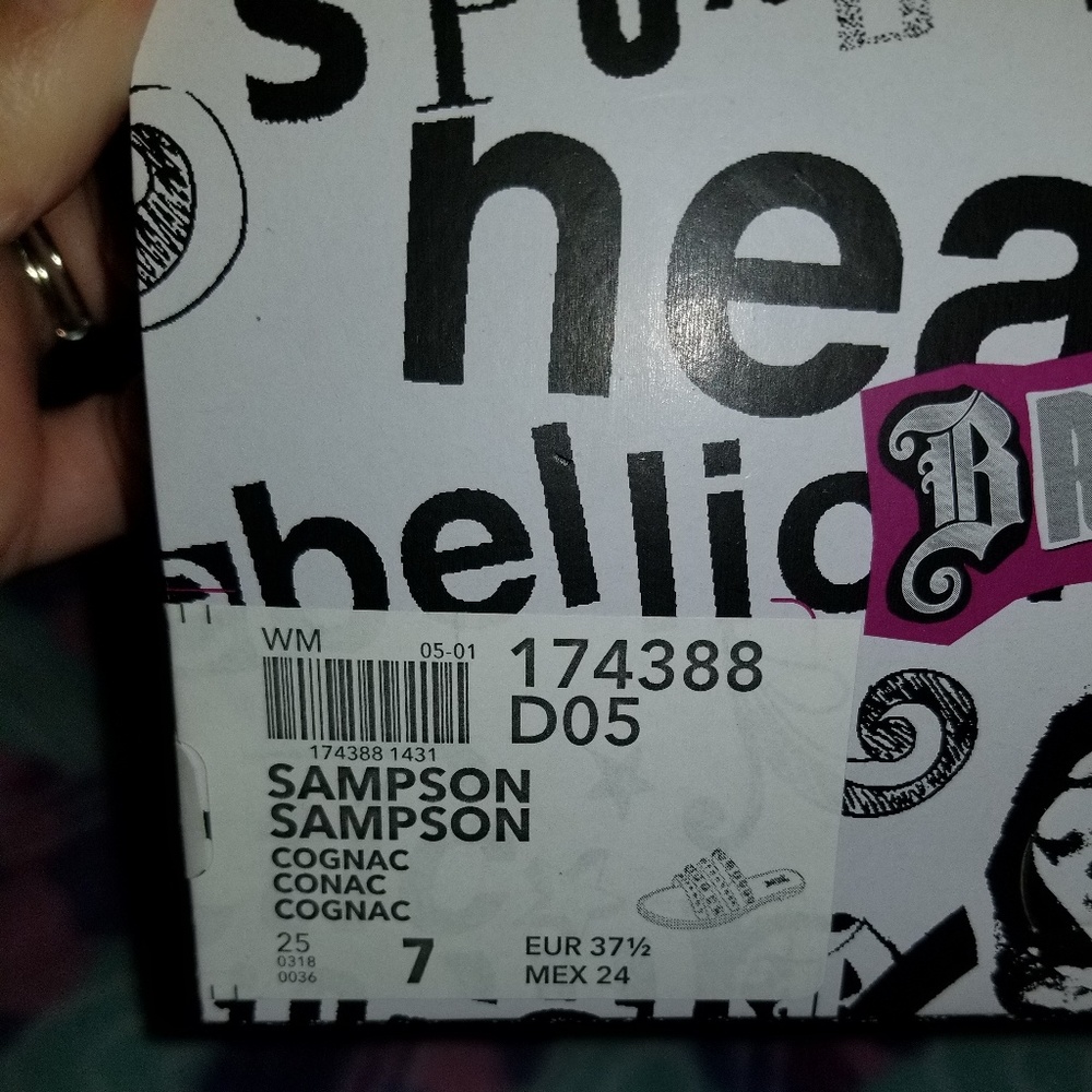 NEW Brash Sandals - Picture 3 of 5